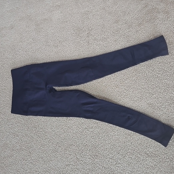 Lululemon In The Zone High Rise Seamless Leggings In Naval Blue 27 Inch Size 4 - Picture 8 of 12